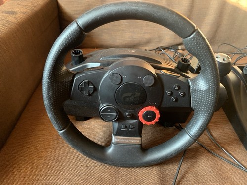 Volante logitech driving force - volante,